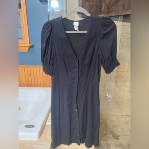 Women’s casual black dress